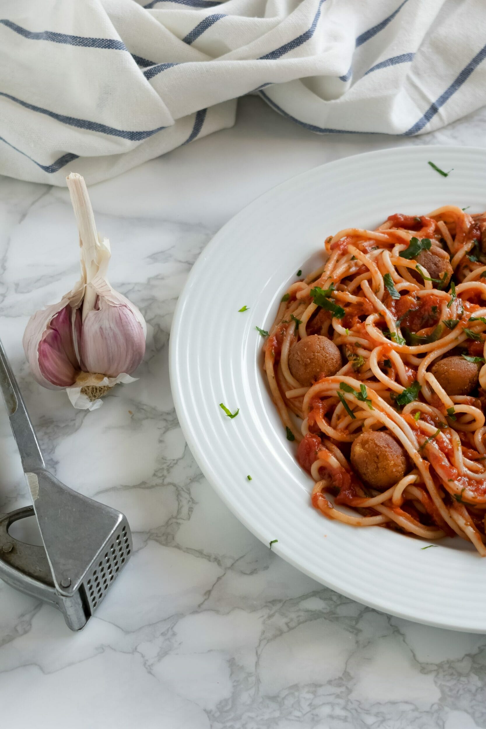 Wegańskie klopsiki z tofu Wegańskie klopsiki z tofu