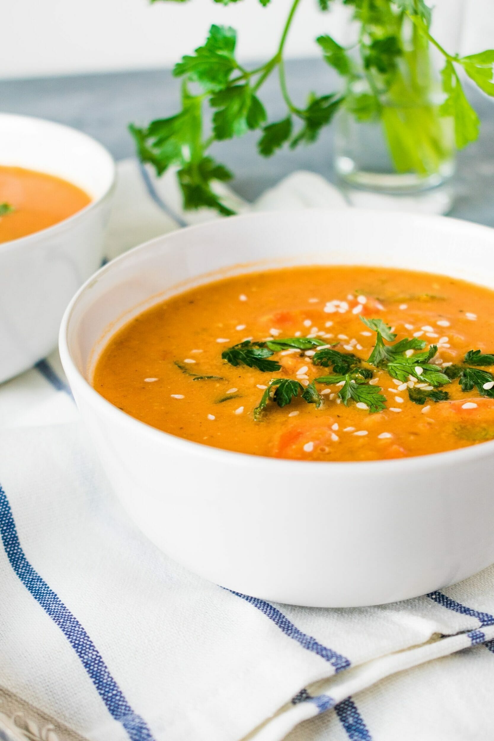 Zupa z czerwoną soczewicą