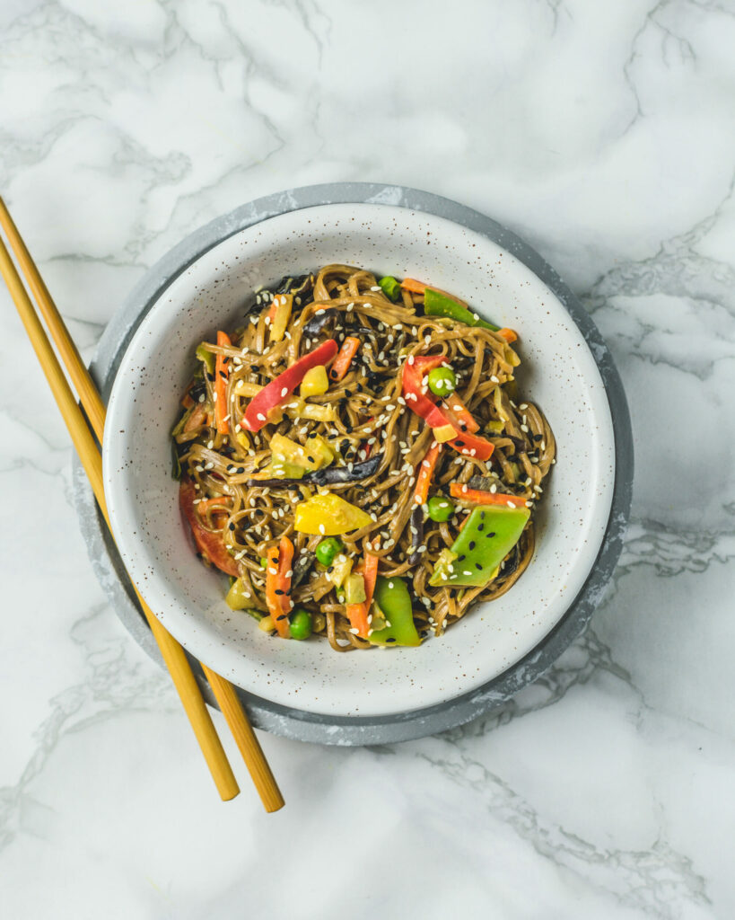 Przepis na makaron soba z warzywami