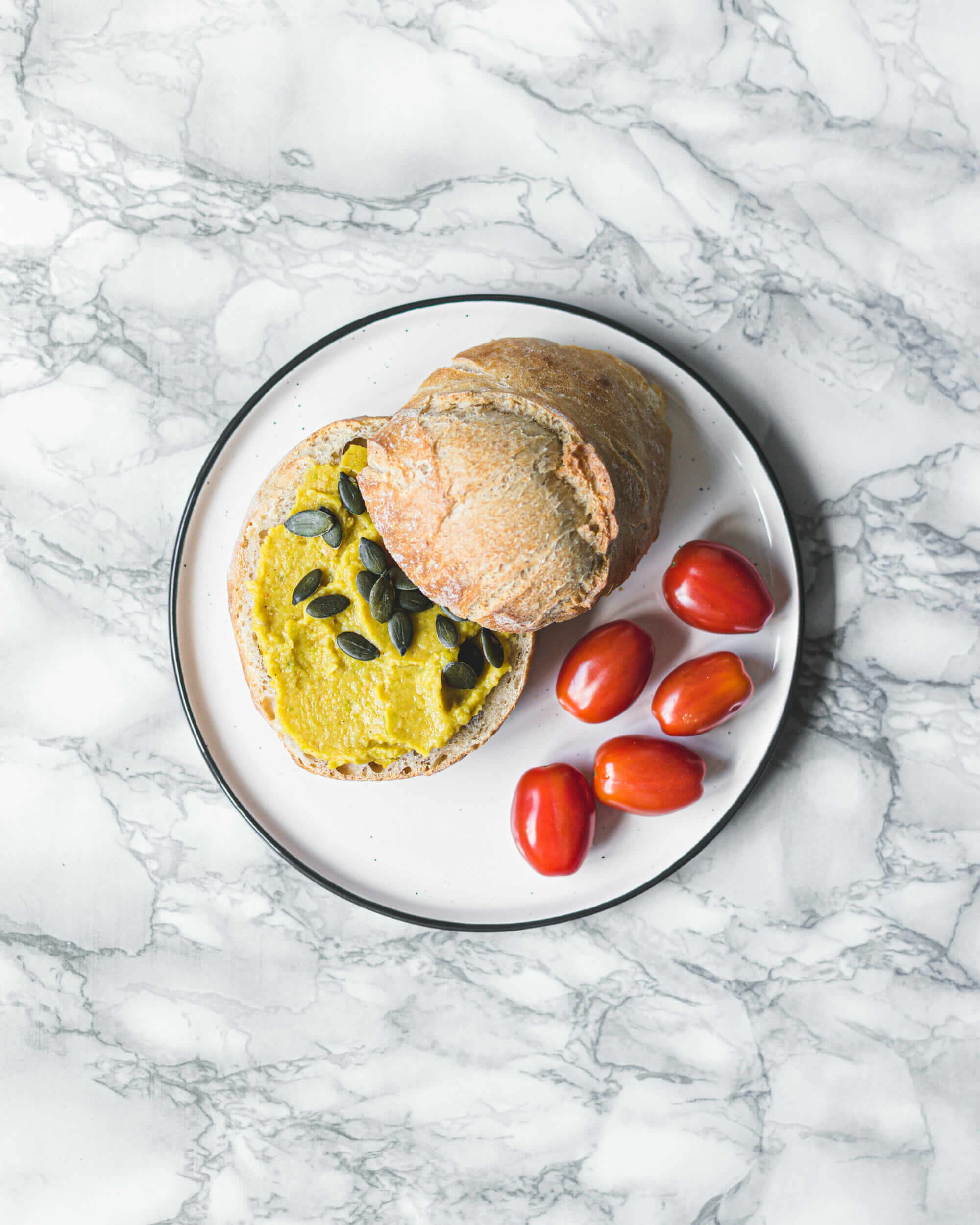 Pasta kanapkowa z cukinii z dodatkiem curry